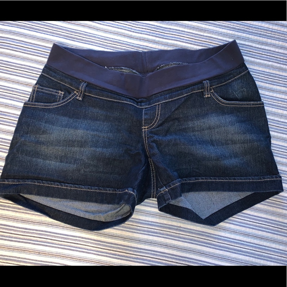 Maternity denim shorts